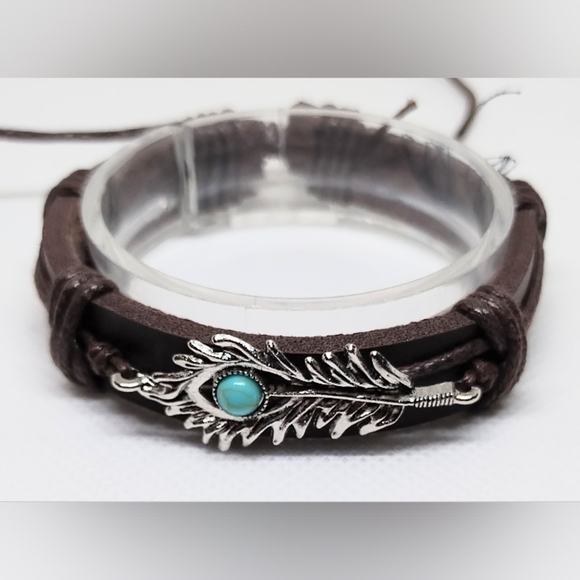 Men's Leather Bracelet Turquoise Feather Brown New f19 - Picture 1 of 1
